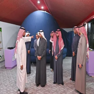 الجامعة تقيم الأمسية الفلكية