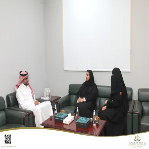 كلية التمريض تستقبل الرئيس التنفيذي للمركز الطبي بالجامعة