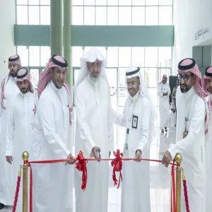وكيل الجامعة للتنمية والاستثمار يدشن الركن التوعوي للحماية من الإشعاع
