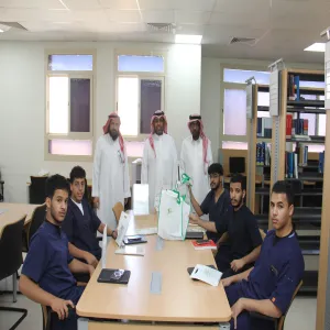 طلاب كلية التمريض يزورون مكتبة الكلية ضمن فعاليات أسبوع المكتبة