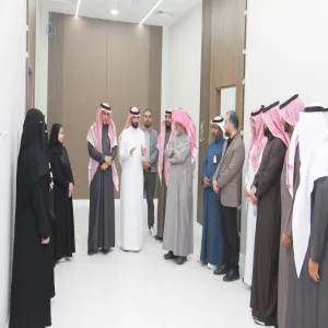 وكيل الجامعة للتنمية والاستثمار في زيارة تفقدية لكلية التمريض