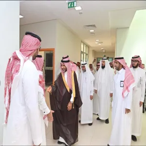 كلية الطب تحتفل بعيد الفطر المبارك بحضور  وكيل الجامعة للدراسات العليا والبحث العلمي