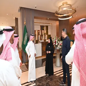 صندوق الاستثمار يستضيف وفد من كلية التمريض بفندق ( دوست برنسيس )