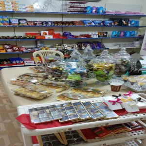 عمادة شؤون الطلاب تشغل محل جوز ولوز