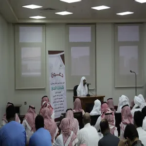 عمادة شؤون الطلاب تنثر نفحات عن الحج في مجمع الكليات بالزلفي