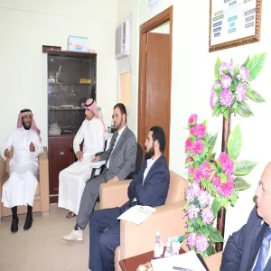 مركز التوجيه والإرشاد الطلابي يعقد لقاء تشاورياً مع منسقي الوحدات الإرشادية في الكليات