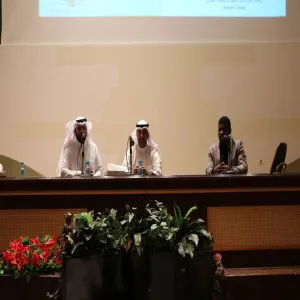 كلية التربية بالزلفي تقدم دورة  تدريبية بعنوان : كيف تصبح مبتكرا ؟