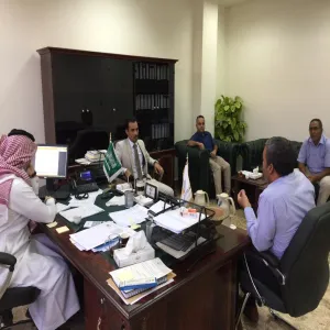 وحدة الدراسات العليا تعقد اجتماعها الثاني