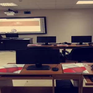 عمادة تقنية المعلومات تقيم دورة تدريبية لمشرفات البوابات الفرعية