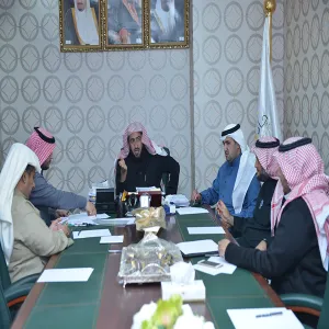 لجنة إعداد التقارير السنوية للجامعة تعقد جلستها الثانية