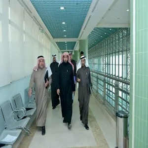 وكيل الجامعة يتفقد مجمع الكليات في المدينة الجامعية بالمجمعة