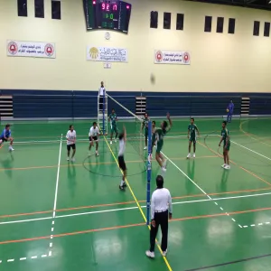 منتخب الجامعة لكرة الطائرة يتصدر مجموعته ويتأهل لدور الثمانية