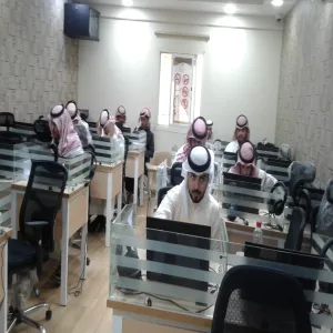 وحدة التعليم الإلكتروني تنهي أعمال الاختبارات الفصلية بنجاح