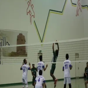 منتخب الجامعة لكرة الطائرة يواصل إبداعاته بفوزه على منتخب جامعة الملك سعود