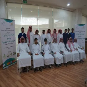 الوقاية من المخدرات على دائرة مستديرة في عمادة شؤون الطلاب