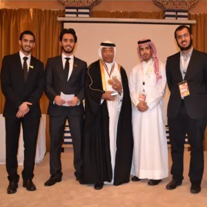 طلاب كلية الطب يشاركون في المؤتمر الرابع عشر لإتحاد الأطباء العرب