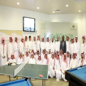 عميد شؤون الطلاب يلتقي بطلاب العلوم وطب الأسنان