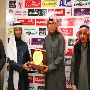 عمادة شؤون الطلاب تزور نادي الفيصلي