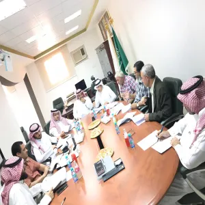 لجنة متابعة تنفيذ الخطة الاستراتيجية للجامعة تعقد اجتماعها الأول
