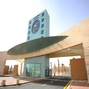 انطلاق برامج معهد الإدارة بالتعاون مع الجامعات