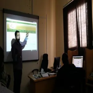 عمادة التعليم الإلكتروني تنفذ برنامج تدريبي نوعي في كلية العلوم والدراسات الإنسانية برماح