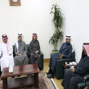 عميد شؤون الطلاب في زيارة إلى كلية العلوم والدراسات الانسانية بالغاط