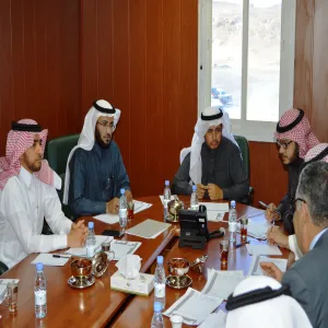 وكالة الجامعة للشؤون التعليمية تعقد اجتماعاً لمتابعة تنفيذ توصيات المشروع التطويري