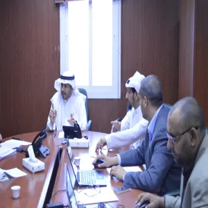وكيل الجامعة للشؤون التعليمية يتابع جاهزية الجامعة للاعتماد المؤسسي