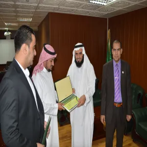 إدارة التميز تعرض تقريرها السنوي وخطتها التنفيذية على سعادة وكيل الجامعة للشؤون التعليمية