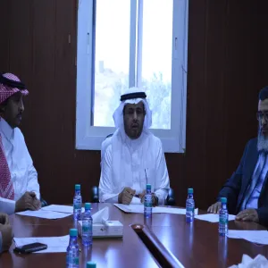 وكيل الجامعة للشؤون التعليمية: تطوير البرامج الدراسية وتحديثها متطلب اساسي لكل جامعة تحرص على التميز