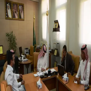 عمادة الجودة و تطوير المهارات تعقد لقاءا تنسيقيا مع مسؤولي وحدة الخطط و البرامج الدراسية