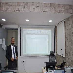كلية التربية تقيم سلسلة من الدورات التدريبية لطلابها على نظام إدارة المحتوى ( d2l)