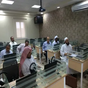 عمادة التعليم الإلكتروني تدرب أعضاء هيئة التدريس على برنامج تعليم  اللغة الإنجليزية