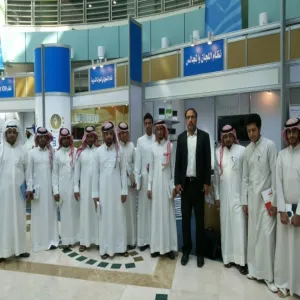 وفد طلابي يزور اسبوع التعاملات التقنية