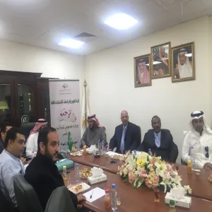 زيارة وفد من كلية التربية بالزلفي لكلية العلوم والدراسات الإنسانية ضمن برنامج التوأمة التطويرية