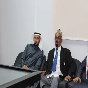 رواد الكشافة بمحافظة المجمعة يزورون وحدة متابعة التقلبات الجوية ، والوحدة الرقمية ( آمن ) .