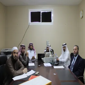 أقامت عمادة البحث العلمي بالتعاون مع كلية التربية بالمجمعة لقاء بعنوان كيف نشجع البحث في العلوم الإنسانية وندعم الباحث