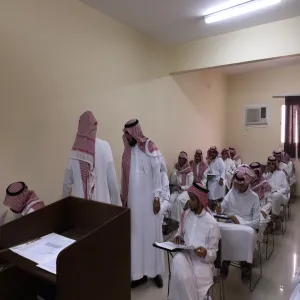 عميد كلية العلوم والدراسات الإنسانية برماح يتفقد سير الاختبارات