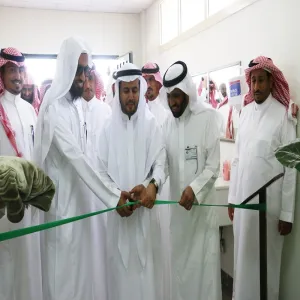 وكيل الجامعة للشؤون التعليمية يفتتح الصالة الرياضية بكلية حوطة سدير