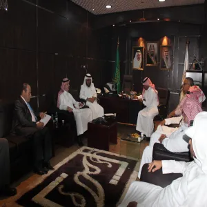 سعادة وكيل الجامعة للشؤون التعليمية يزور كلية العلوم والدراسات الإنسانية بحوطة سدير