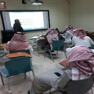 كلية العلوم والدراسات الإنسانية برماح تقيم دورة في الخط العربي