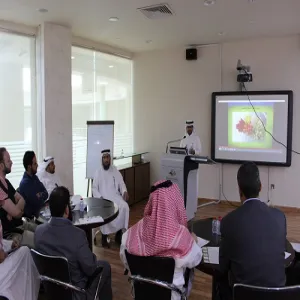 وكيل الجامعة للشؤون التعليمية يفتتح ورشة " مخرجات التعلم وبنوك الأسئلة "