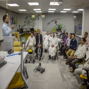كلية علوم الحاسب والمعلومات تعقد ورشة عمل بعنوان Robotics and their applications