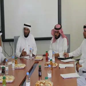 مجلس صندوق الطلاب يعقد اجتماعه الأول للعام الجامعي 1433/1434هـ