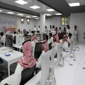 كلية علوم الحاسب والمعلومات تستقبل طلاب السنة التحضرية