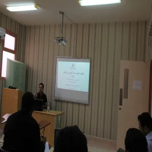 دورة تدريبية على كيفية تفعيل نظام إدارة التعلم (D2L)