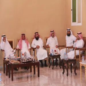 الكلية تستقبل وفد من وكالة الجامعة للشؤون التعليمية