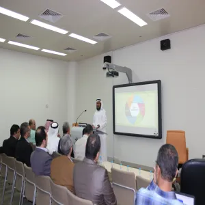 عميد الجودة وتطوير المهارات يزور كلية العلوم بالزلفي