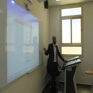دورة تدريبية بعنوان " البحث العلمي "