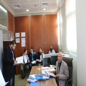 زيارة مركز الجودة بالكلية لقسم اللغة الانجليزية لتقييم اعمال الجودة بالقسم